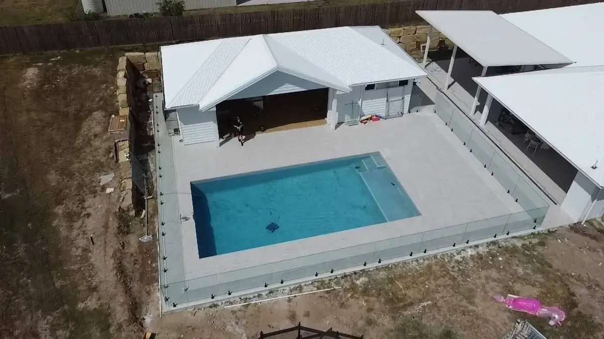 Frameless glass pool fencing